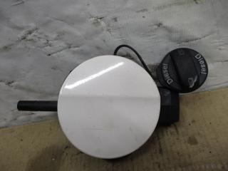 лючок топливного бака Volkswagen Passat B6 2009, 2.0 л., TDi, CBA, дизель, АКПП, белый, седан, передний привод, 3C5809857B