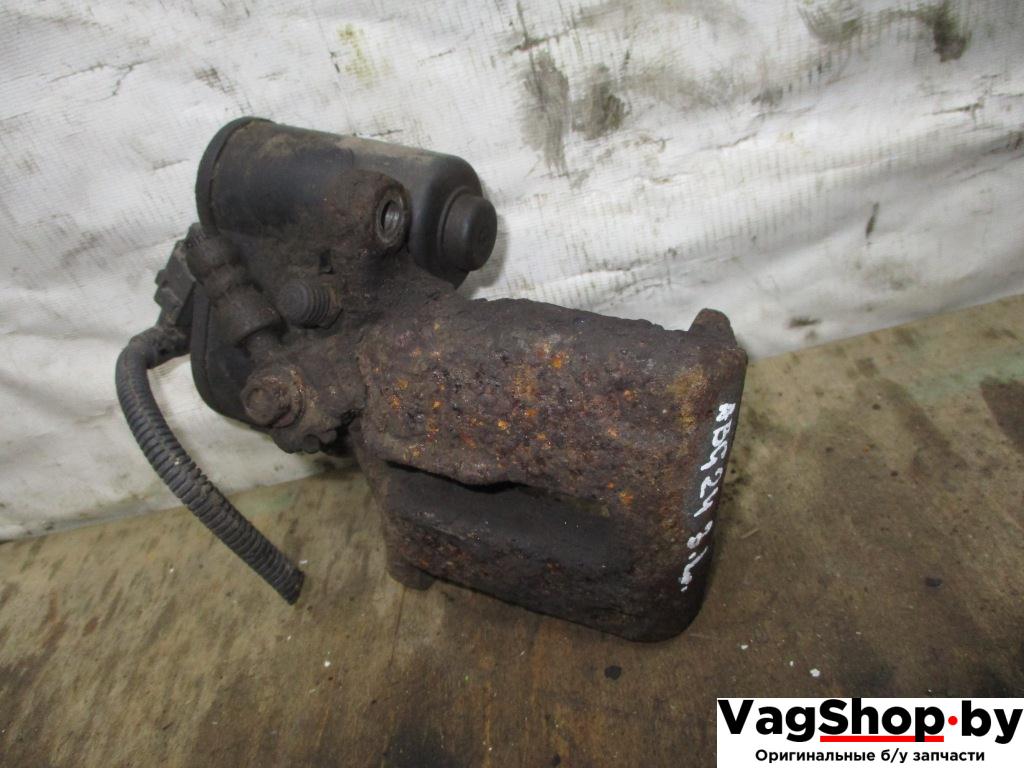 суппорт задний левый Volkswagen Passat B6 2009, 2.0 л., TDi, CBA, дизель, АКПП, белый, седан, передний привод - фото №1