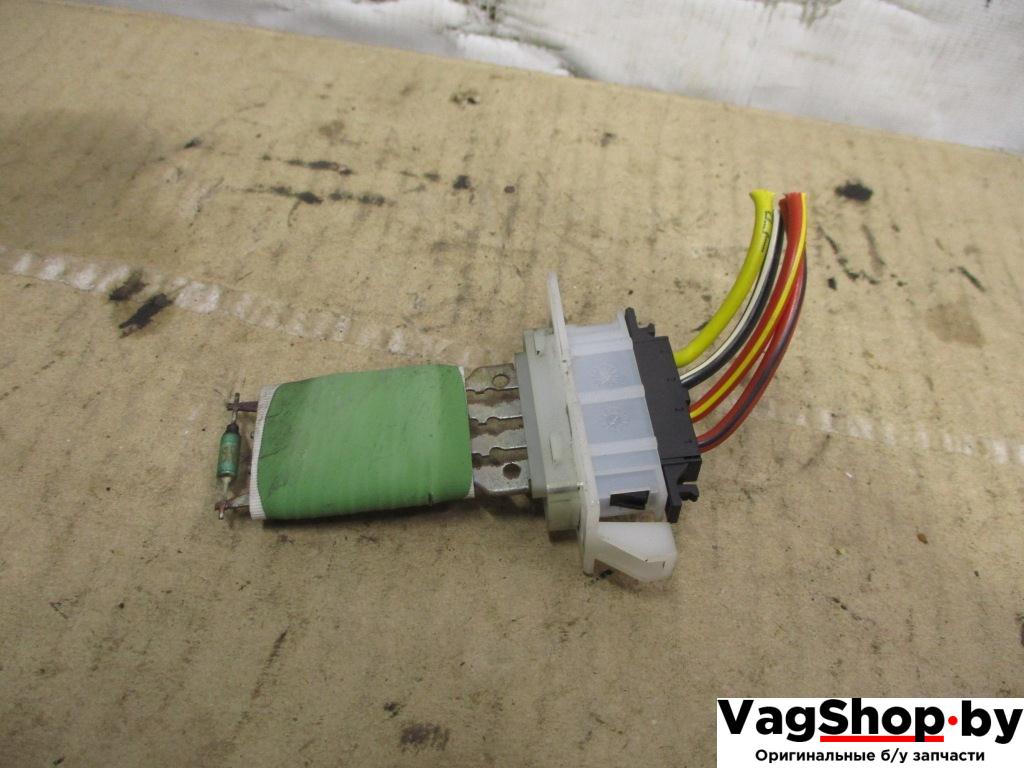 сопротивление печки Volkswagen Passat B7 2012, 2.0 л., TDi, CFF, дизель, МКПП, голубой, универсал, передний привод - фото №1