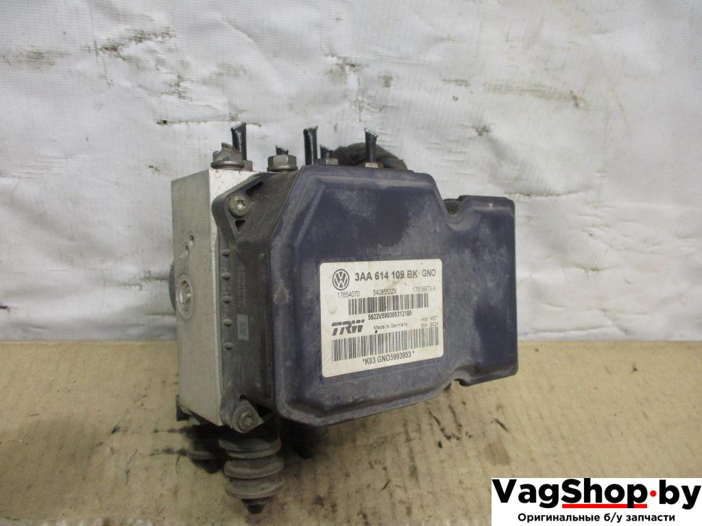 блок ABS Volkswagen Passat B7 2012, 2.0 л., TDi, CFF, дизель, МКПП, голубой, универсал, передний привод, 3AA614109BK - фото №1