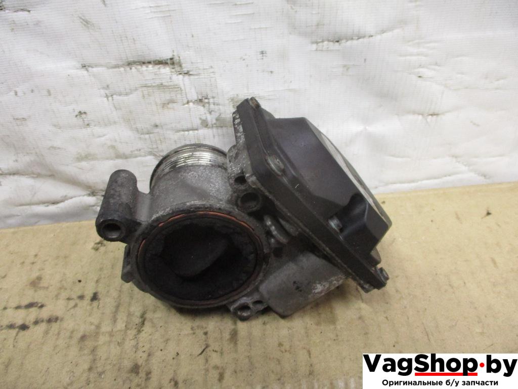 заслонка дроссельная Volkswagen Tiguan 1 поколение 2010, 2.0 л., TDi, CFF, дизель, МКПП, черный, внедорожник 5 дв., передний привод, 03L128063K - фото №1