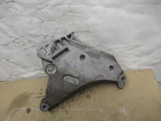 кронштейн двигателя Volkswagen Tiguan 1 поколение 2010, 2.0 л., TDi, CFF, дизель, МКПП, черный, внедорожник 5 дв., передний привод, 03L199207