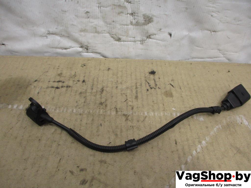 датчик распредвала Volkswagen Tiguan 1 поколение 2010, 2.0 л., TDi, CFF, дизель, МКПП, черный, внедорожник 5 дв., передний привод, 03L907601 - фото №1