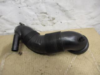 патрубок воздушного фильтра Volkswagen Tiguan 1 поколение 2010, 2.0 л., TDi, CFF, дизель, МКПП, черный, внедорожник 5 дв., передний привод, 5N0129656