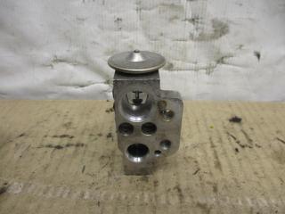 расширительный клапан кондиционера Volkswagen Tiguan 1 поколение 2010, 2.0 л., TDi, CFF, дизель, МКПП, черный, внедорожник 5 дв., передний привод, 1K0820679