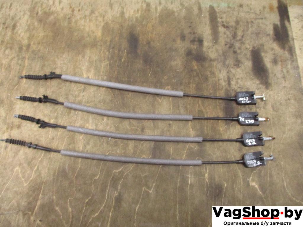 трос двери Volkswagen Tiguan 1 поколение 2010, 2.0 л., TDi, CFF, дизель, МКПП, черный, внедорожник 5 дв., передний привод, 5N0837017C - фото №1