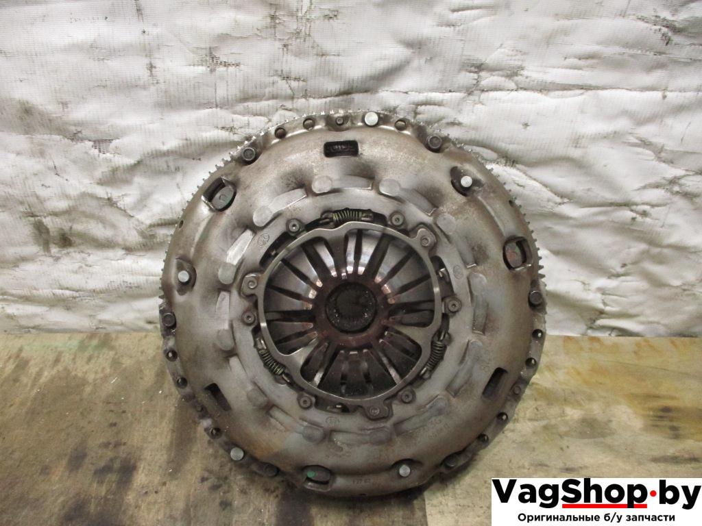 маховик Volkswagen Tiguan 1 поколение 2010, 2.0 л., TDi, CFF, дизель, МКПП, черный, внедорожник 5 дв., передний привод, 03L105266AB - фото №1