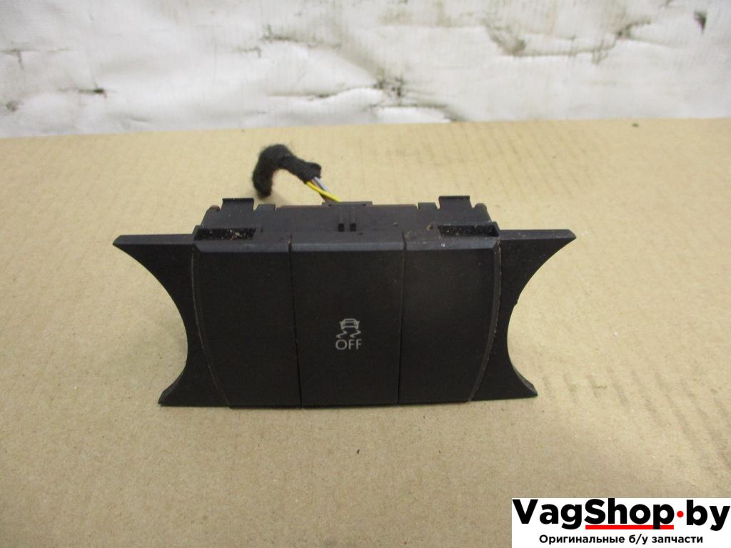 Кнопка антипробуксовочной системы (ABS/ESP) Volkswagen Touareg 2 поколение 2011, 3.6 л., FSI, CGR, бензин, АКПП, черный, внедорожник 5 дв., полный привод, 7P6927127 - фото №1