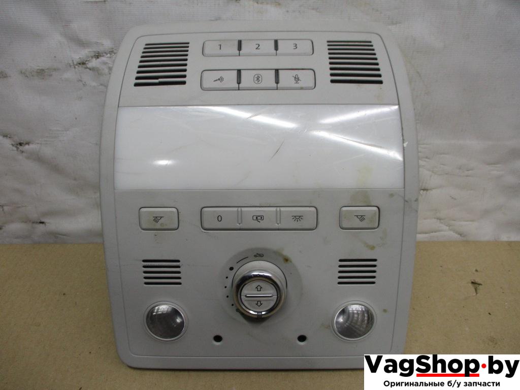 фонарь салона (плафон) Volkswagen Touareg 2 поколение 2011, 3.6 л., FSI, CGR, бензин, АКПП, черный, внедорожник 5 дв., полный привод - фото №1