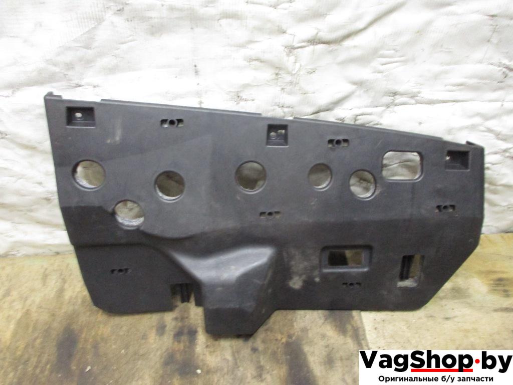 пластик Volkswagen Touareg 2 поколение 2011, 3.6 л., FSI, CGR, бензин, АКПП, черный, внедорожник 5 дв., полный привод, 7P1863082 - фото №1