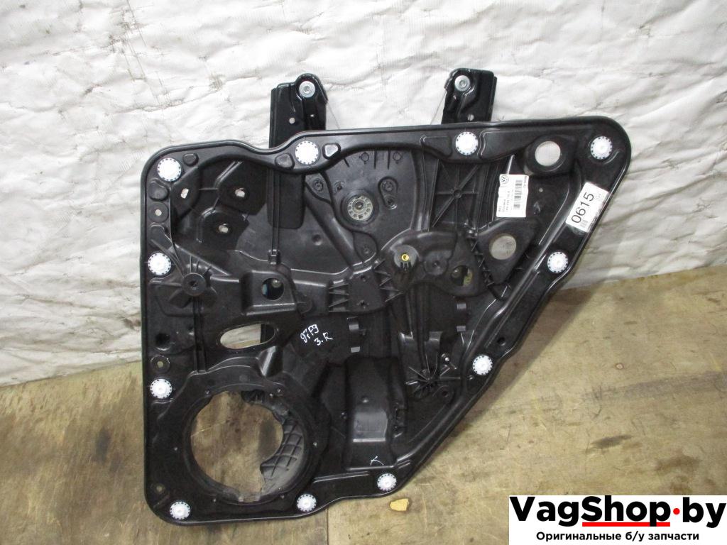 стеклоподъемник электрический задний правый Volkswagen Touareg 2 поколение 2011, 3.6 л., FSI, CGR, бензин, АКПП, черный, внедорожник 5 дв., полный привод, 7P6839756A - фото №1