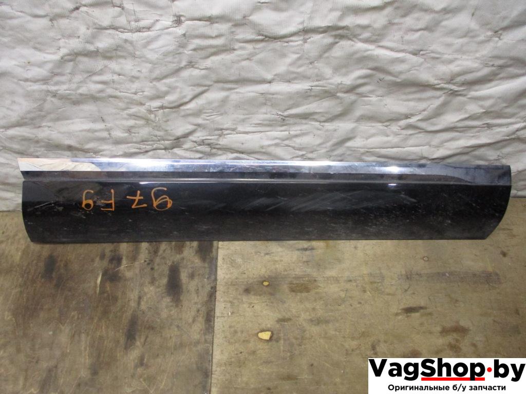 молдинг двери передней правой Volkswagen Touareg 2 поколение 2011, 3.6 л., FSI, CGR, бензин, АКПП, черный, внедорожник 5 дв., полный привод, 7P6854940H - фото №1