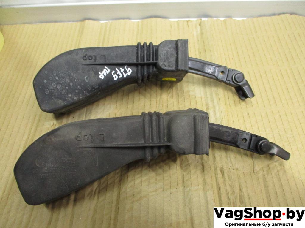 ограничитель открывания двери Volkswagen Touareg 2 поколение 2011, 3.6 л., FSI, CGR, бензин, АКПП, черный, внедорожник 5 дв., полный привод, 7P0837249A - фото №1