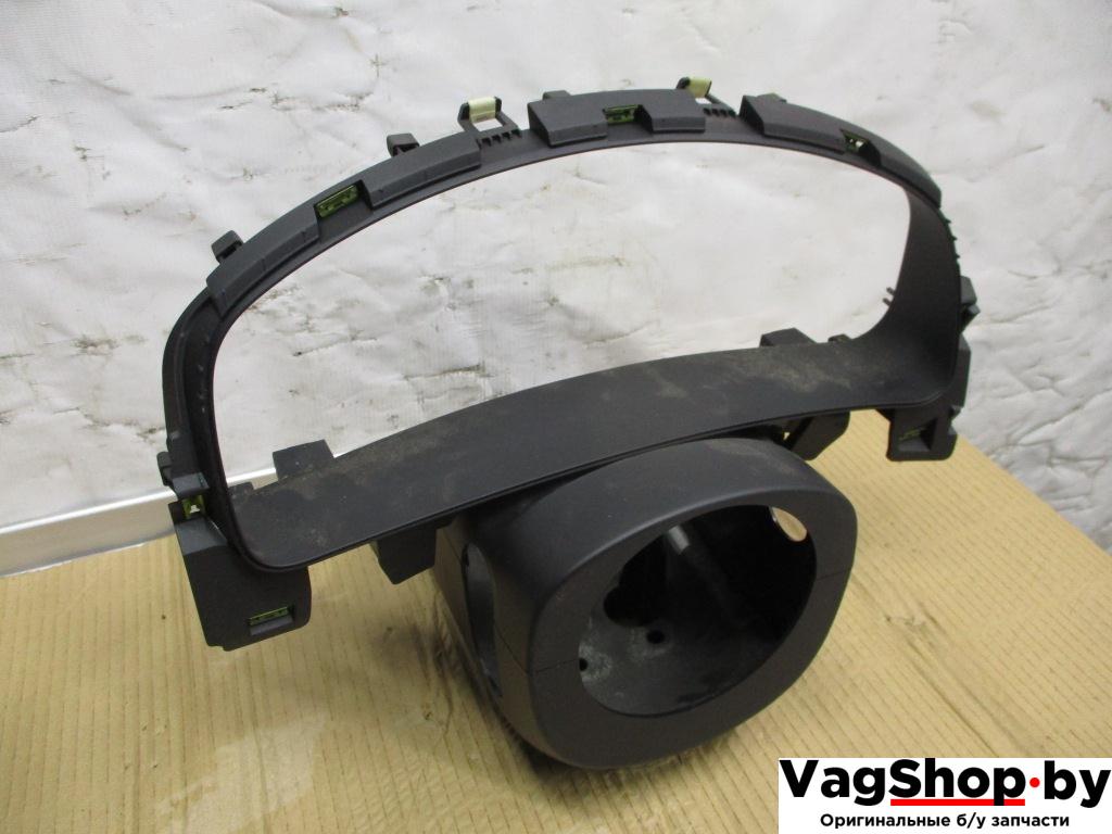 кожух рулевой колонки Volkswagen Touareg 2 поколение 2011, 3.6 л., FSI, CGR, бензин, АКПП, черный, внедорожник 5 дв., полный привод, 7P6858565, 7P6858559A - фото №1