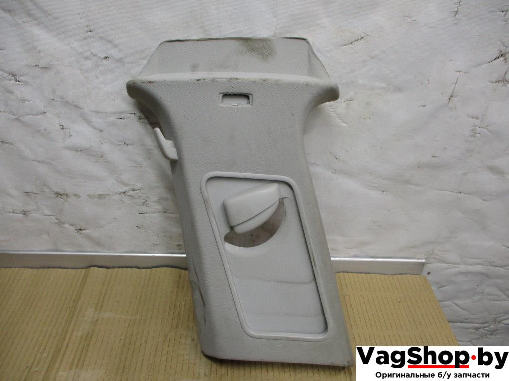 обшивка стойки центральной левой Volkswagen Golf 6 поколение 2010, 1.4 л., TSI, CAX, бензин, МКПП, серебро, универсал, передний привод, 1K5867243F - фото №1