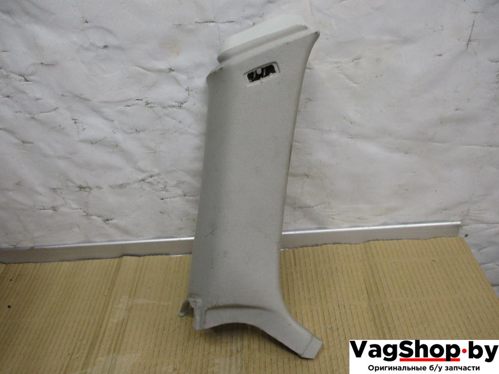 обшивка стойки задней левой Volkswagen Golf 6 поколение 2010, 1.4 л., TSI, CAX, бензин, МКПП, серебро, универсал, передний привод, 1K9867241K - фото №1