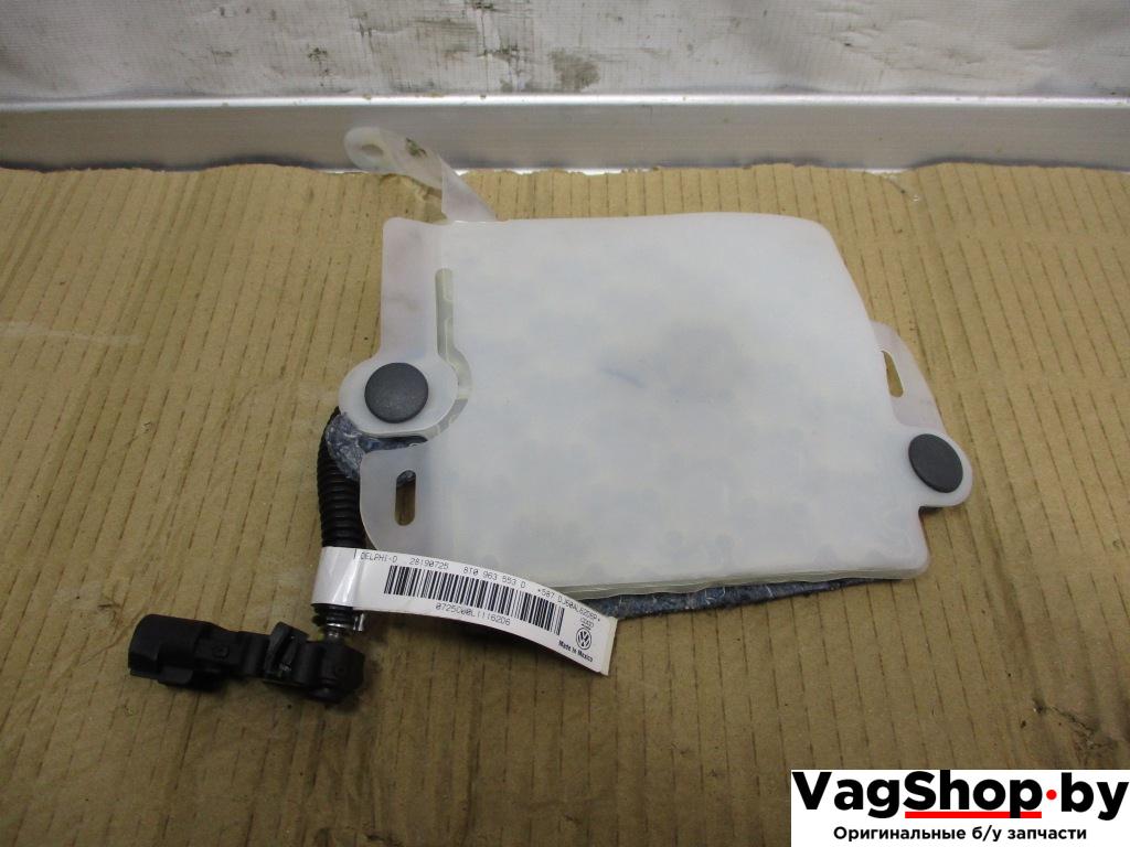 датчик (прочие) Volkswagen Touareg 2 поколение 2011, 3.6 л., FSI, CGR, бензин, АКПП, черный, внедорожник 5 дв., полный привод, 8T0963533D - фото №1