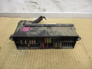 блок предохранителей Volkswagen Touran 1 поколение [рестайлинг] 2007, 1.9 л., TDi, BXE, дизель, МКПП, черный, минивэн, передний привод