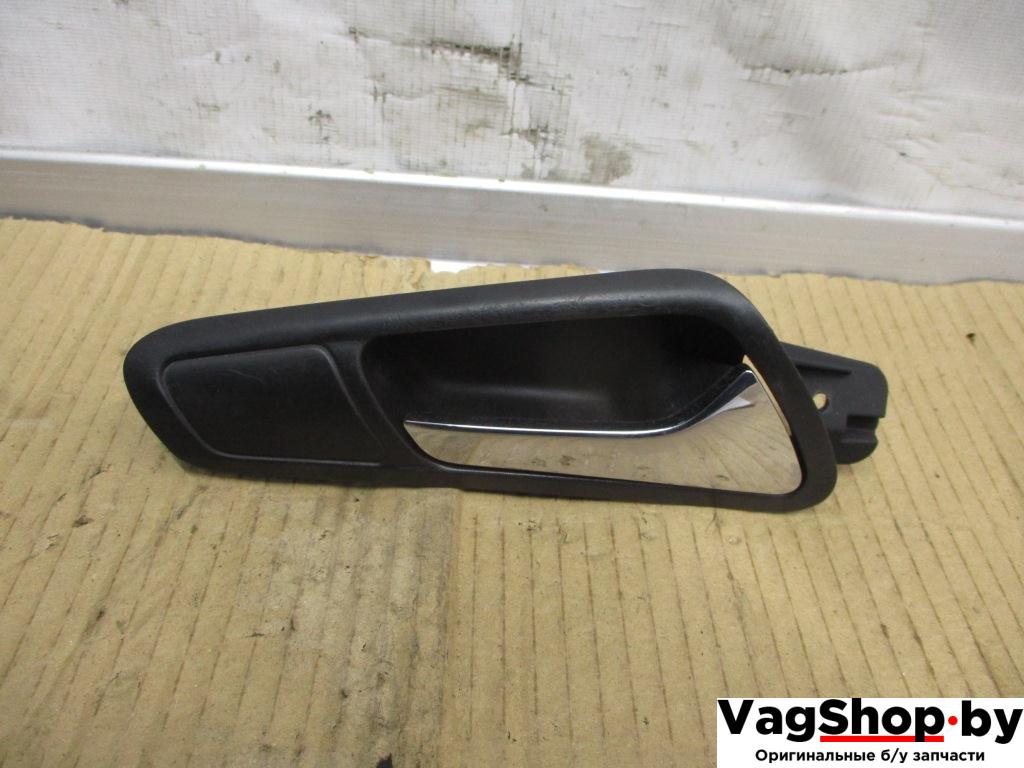 ручка внутренняя передняя правая Volkswagen Passat B6 2006, 2.0 л., TDi, BKP, дизель, МКПП, черный, универсал, передний привод, 3C1837114 - фото №1