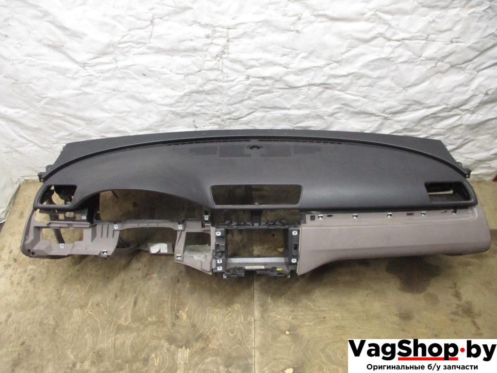 панель передняя салона (торпедо) Volkswagen Passat B6 2006, 2.0 л., TDi, BKP, дизель, МКПП, черный, универсал, передний привод - фото №1