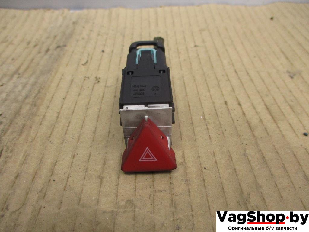 кнопка аварийной сигнализации Volkswagen Passat B6 2006, 2.0 л., TDi, BKP, дизель, МКПП, черный, универсал, передний привод, 3C0953509 - фото №1