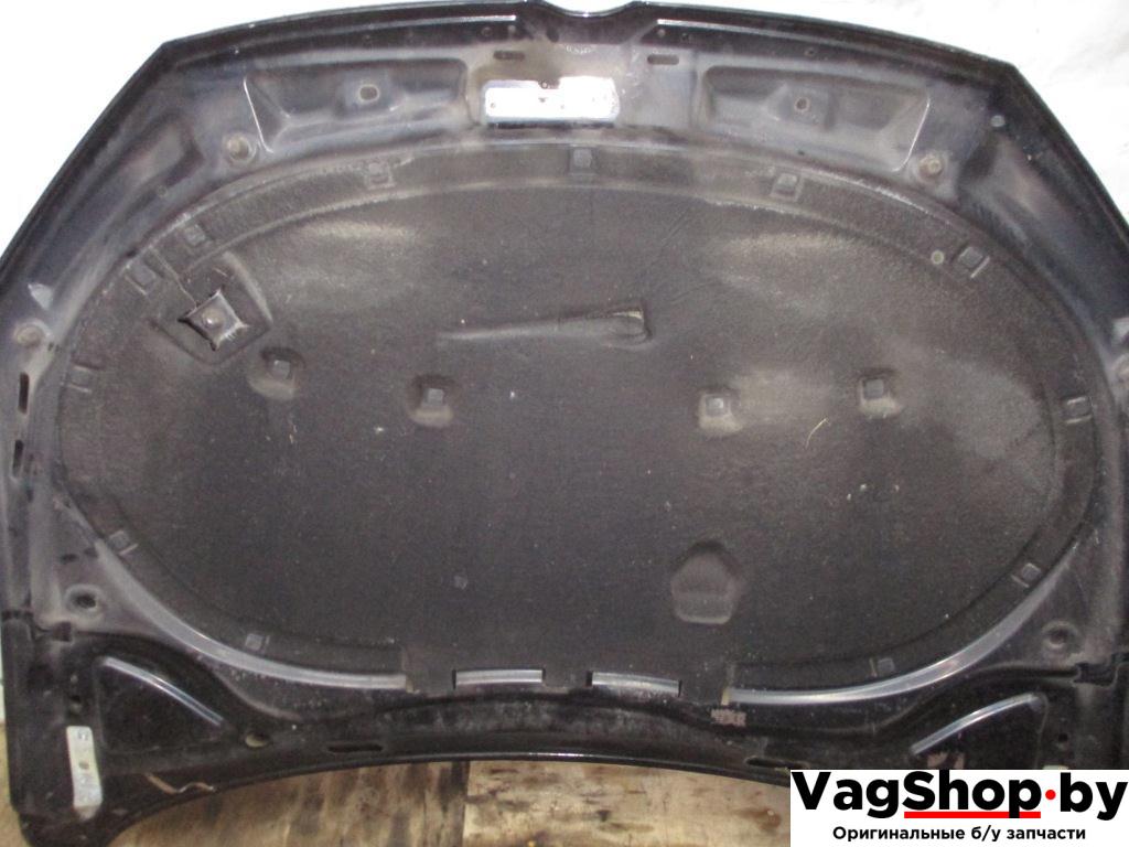 шумоизоляция капота Volkswagen Passat B7 2012, 2.0 л., TDi, CFF, дизель, МКПП, черный, седан, передний привод - фото №1