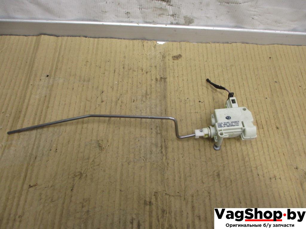 активатор замка крышки топливного бака Volkswagen Passat B7 2012, 2.0 л., TDi, CFF, дизель, МКПП, черный, седан, передний привод, 3AA810773 - фото №1