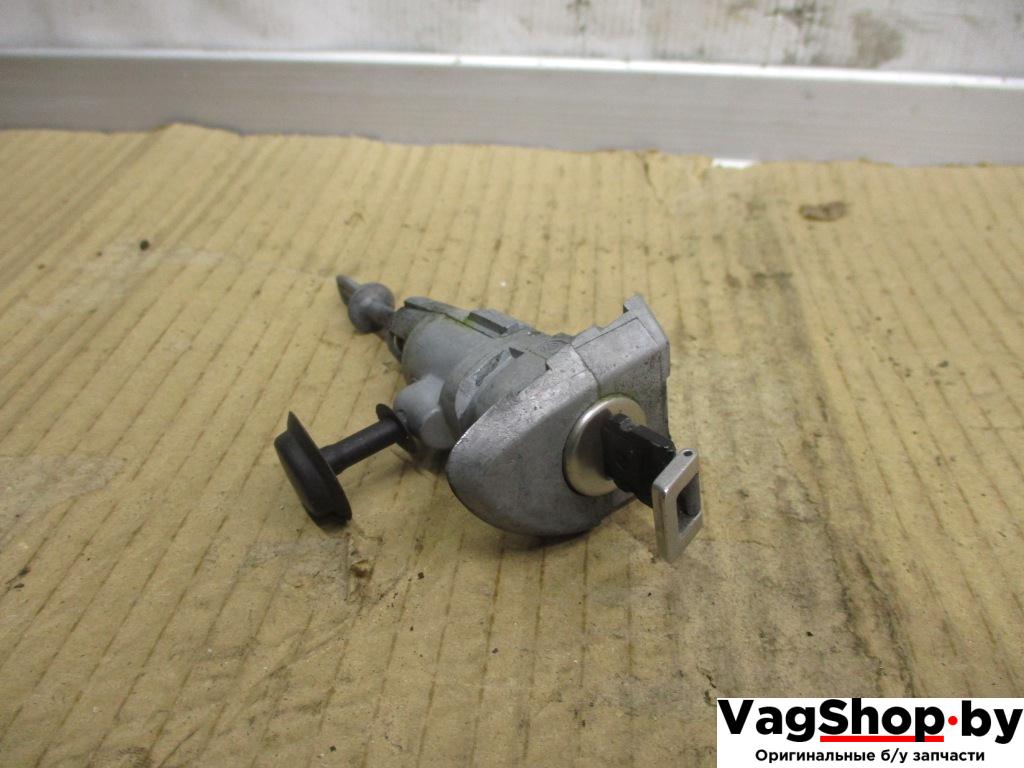 личинка дверного замка Volkswagen Passat B7 2012, 2.0 л., TDi, CFF, дизель, МКПП, черный, седан, передний привод - фото №1