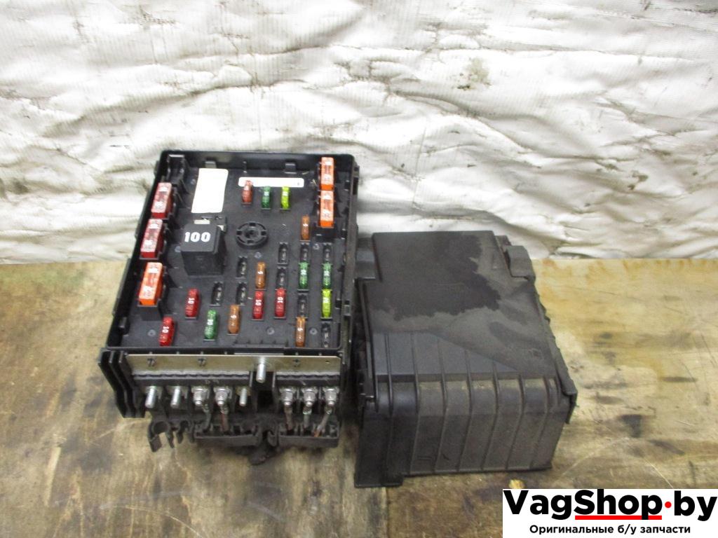 блок предохранителей Volkswagen Passat B7 2012, 2.0 л., TDi, CFF, дизель, МКПП, черный, седан, передний привод, 3C0937125A - фото №1