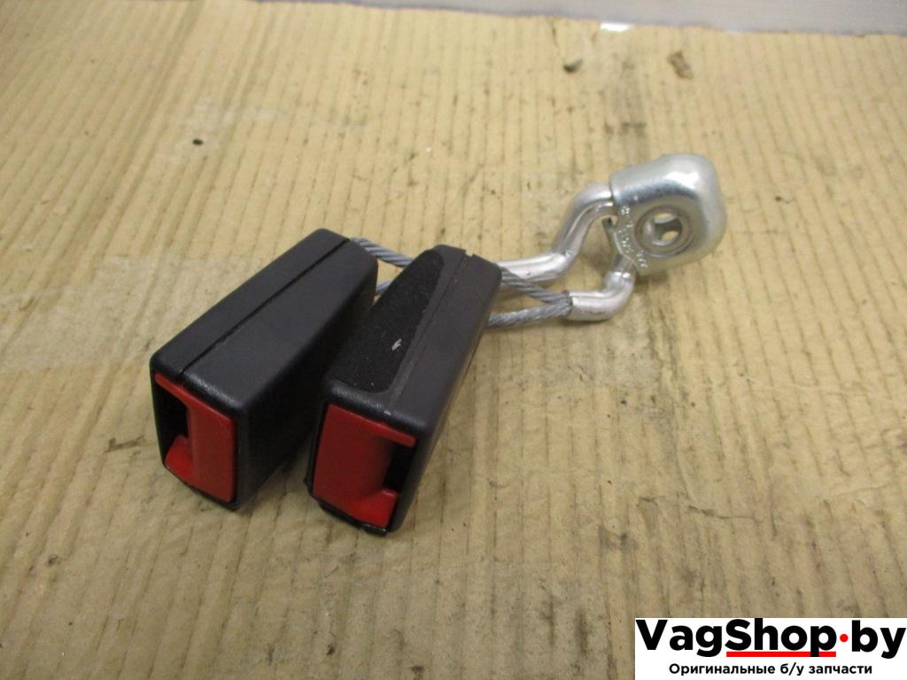 замок ремня безопасности Volkswagen Passat B7 2012, 2.0 л., TDi, CFF, дизель, МКПП, черный, седан, передний привод, 3AA857739B - фото №1