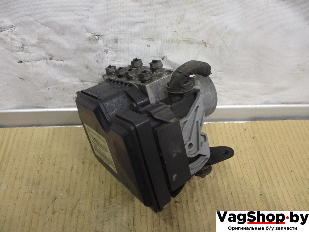 блок ABS Volkswagen Passat B7 2012, 2.0 л., TDi, CFF, дизель, МКПП, черный, седан, передний привод, 3AA614109AF - фото №1