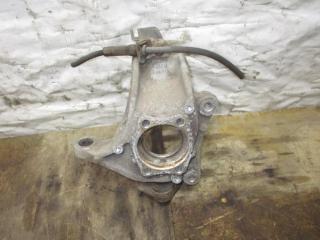 кулак поворотный правый Volkswagen Passat B7 2012, 2.0 л., TDi, CFF, дизель, МКПП, черный, седан, передний привод, 3C0407258G