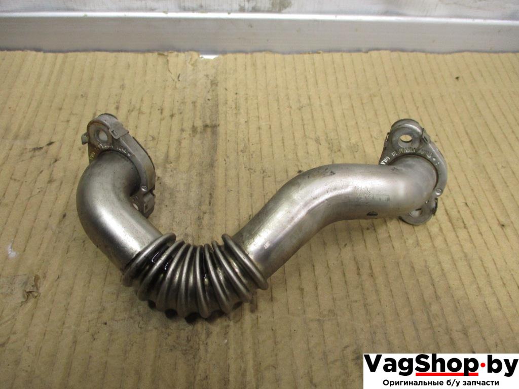 трубка системы рециркуляции EGR Volkswagen Passat B7 2012, 2.0 л., TDi, CFF, дизель, МКПП, черный, седан, передний привод, 03P131521A - фото №1