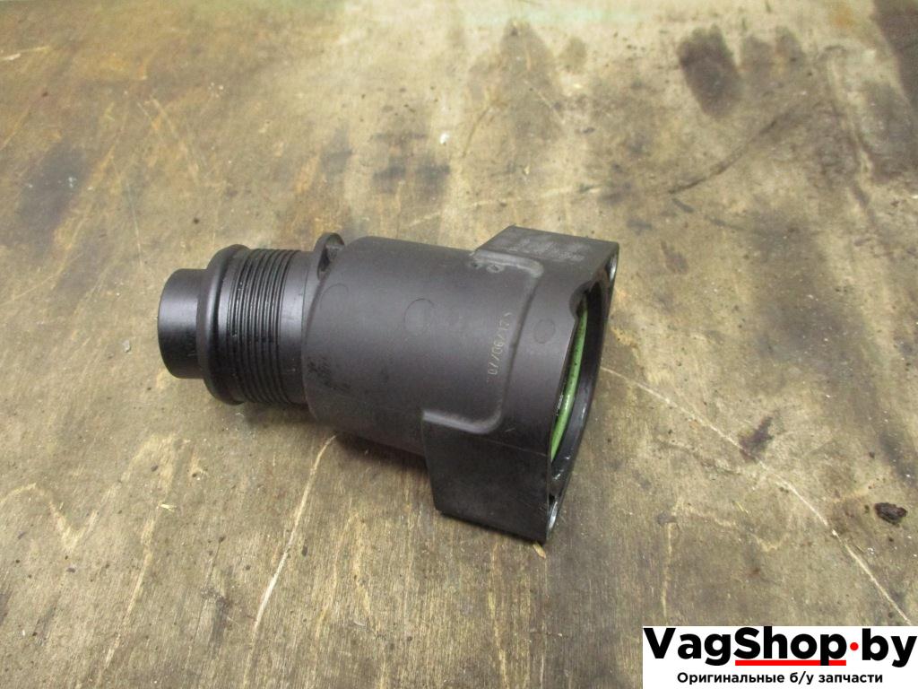 патрубок турбины Volkswagen Passat B7 2012, 2.0 л., TDi, CFF, дизель, МКПП, черный, седан, передний привод, 03L131111G - фото №1