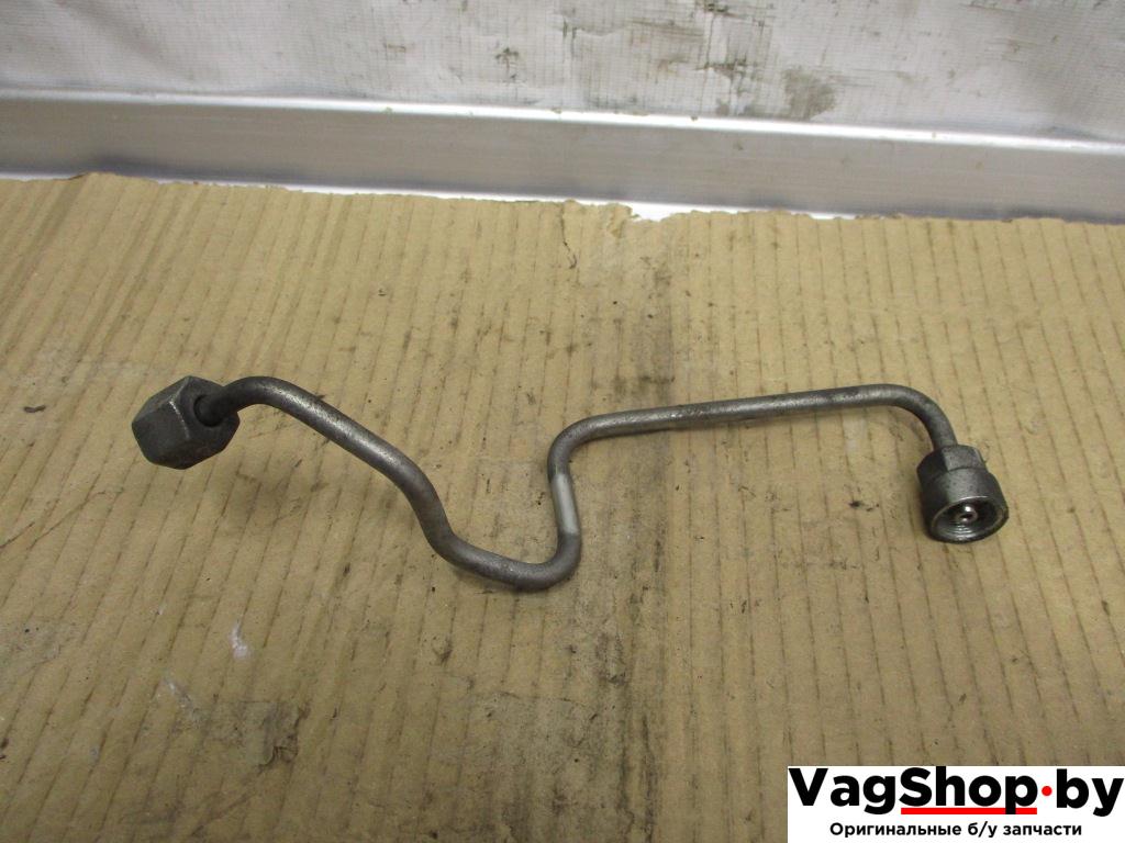 трубка топливная Volkswagen Passat B7 2012, 2.0 л., TDi, CFF, дизель, МКПП, черный, седан, передний привод - фото №1