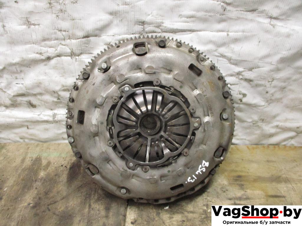 маховик Volkswagen Passat B7 2012, 2.0 л., TDi, CFF, дизель, МКПП, черный, седан, передний привод, 415058310 - фото №1