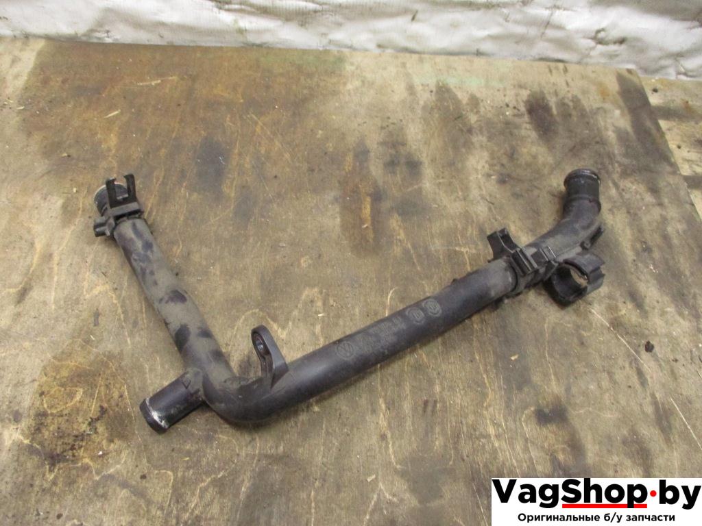 трубка охлаждающей жидкости Volkswagen Passat B7 2012, 2.0 л., TDi, CFF, дизель, МКПП, черный, седан, передний привод, 03L121065AJ - фото №1