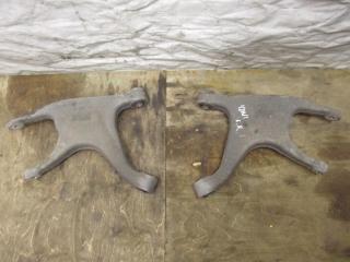 рычаг задний Audi A6 C7/4G [рестайлинг] 2017, 2.0 л., TDi, DDD, дизель, АКПП, красный, седан, передний привод, 8K0505311J, 8K0505312J