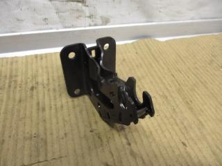 кронштейн (крепление) Audi A6 C7/4G [рестайлинг] 2017, 2.0 л., TDi, DDD, дизель, АКПП, красный, седан, передний привод, 4G0886177