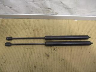 амортизатор крышки багажника (3-5 двери) Volkswagen Golf 6 поколение 2010, 1.6 л., TDi, CAY, дизель, МКПП, красный, хетчбэк 5 дв., передний привод, 5K6827550D