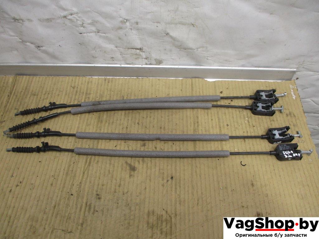 трос двери Volkswagen Golf 6 поколение 2010, 1.6 л., TDi, CAY, дизель, МКПП, красный, хетчбэк 5 дв., передний привод, 5N0837017C - фото №1