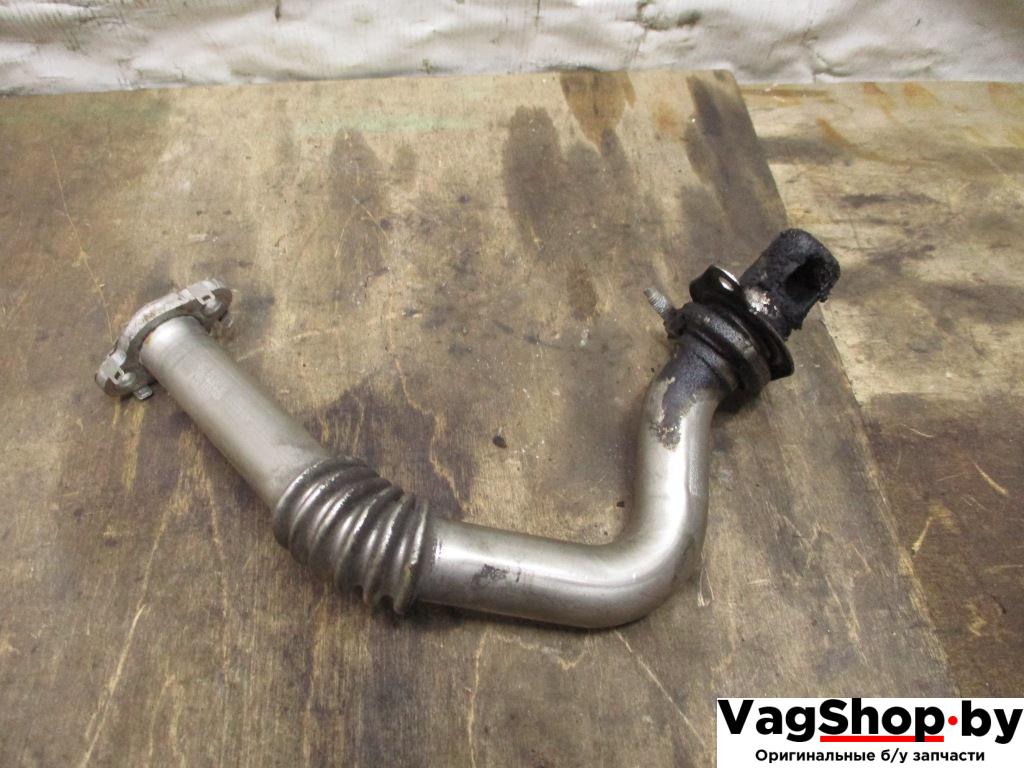 трубка системы рециркуляции EGR Volkswagen Golf 6 поколение 2010, 1.6 л., TDi, CAY, дизель, МКПП, красный, хетчбэк 5 дв., передний привод, 03L131521R - фото №1