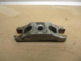 крепление форсунки Volkswagen Golf 6 поколение 2010, 1.6 л., TDi, CAY, дизель, МКПП, красный, хетчбэк 5 дв., передний привод, 03L130216