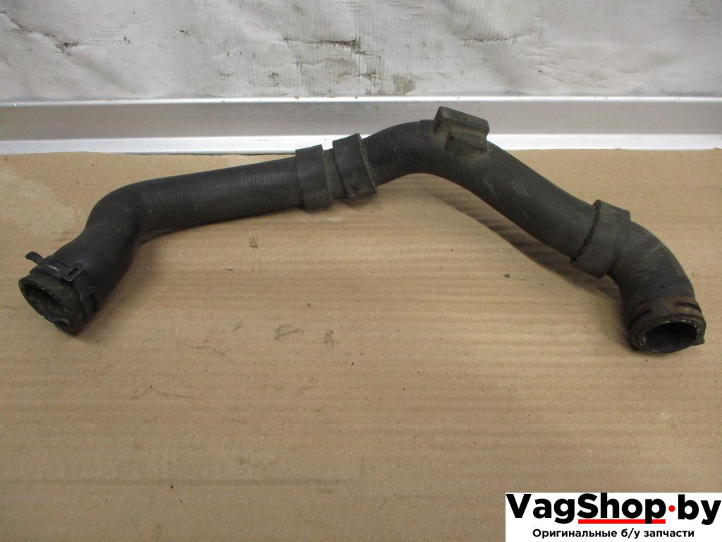 патрубок (трубопровод, шланг) Volkswagen Golf 6 поколение 2010, 1.6 л., TDi, CAY, дизель, МКПП, красный, хетчбэк 5 дв., передний привод - фото №1