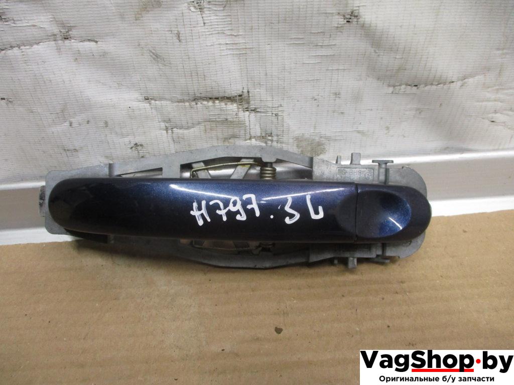 ручка наружная задняя левая Volkswagen Touran 2 2013, 2.0 л., TDi, CFH, дизель, МКПП, синий, минивэн, передний привод - фото №1