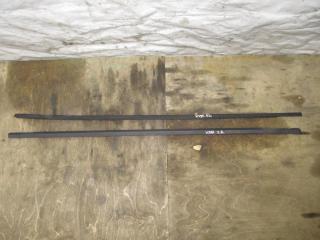 уплотнитель Volkswagen Touran 2 2013, 2.0 л., TDi, CFH, дизель, МКПП, синий, минивэн, передний привод