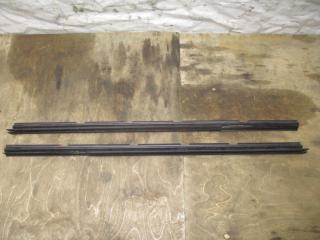 уплотнитель Volkswagen Touran 2 2013, 2.0 л., TDi, CFH, дизель, МКПП, синий, минивэн, передний привод, 1T0839471B, 1T0839472B