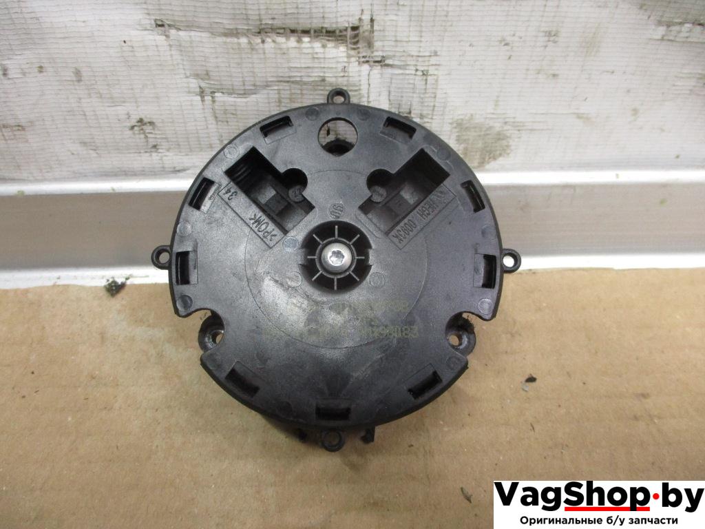 электромоторчик зеркала наружнего Volkswagen Touran 2 2013, 2.0 л., TDi, CFH, дизель, МКПП, синий, минивэн, передний привод, 3D0959578B - фото №1