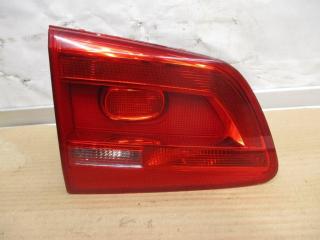 фонарь крышки багажника левый Volkswagen Touran 2 2013, 2.0 л., TDi, CFH, дизель, МКПП, синий, минивэн, передний привод, 1T0945093A