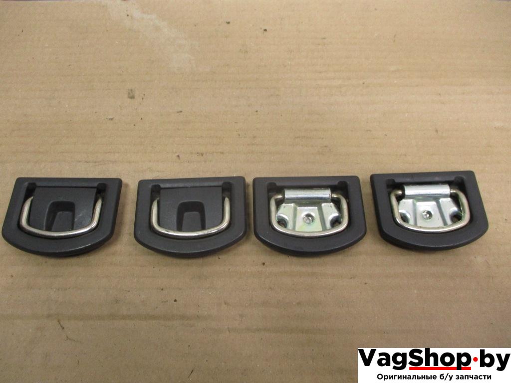 кронштейн (крепление) Volkswagen Touran 2 2013, 2.0 л., TDi, CFH, дизель, МКПП, синий, минивэн, передний привод, 5M0863503 - фото №1